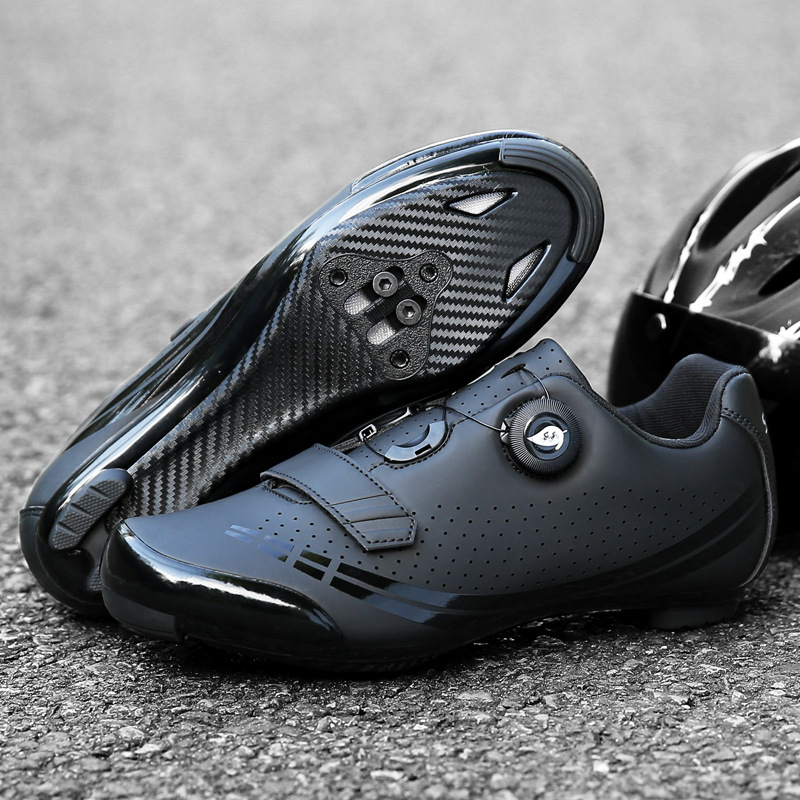 Scarpe da Ciclismo Outdoor, At - Cycling Gear For Large Men recensione e prezzo